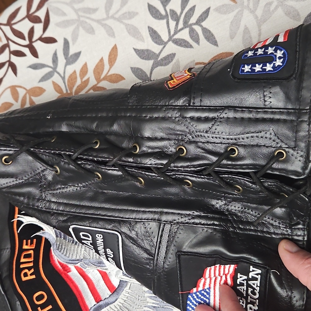 Diamond Supply Co. Black Leather Vest - Picture 15 of 16